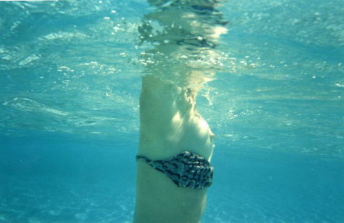 水中ハプニング画像 020