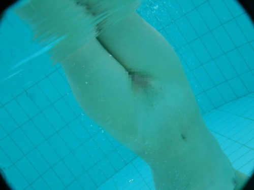 全裸水泳 画像027